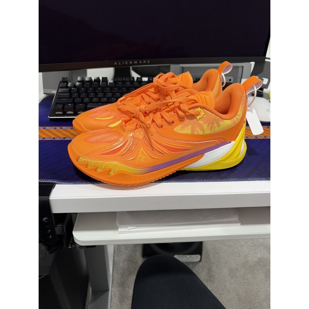 Rigorer Austin Reaves AR3 "Sunset" Basketball Shoes Size 8.5 NEW